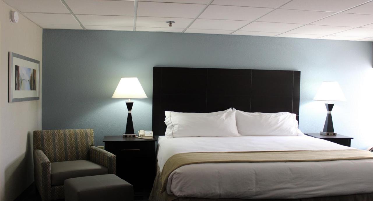 Holiday Inn Express Forsyth By Ihg Extérieur photo