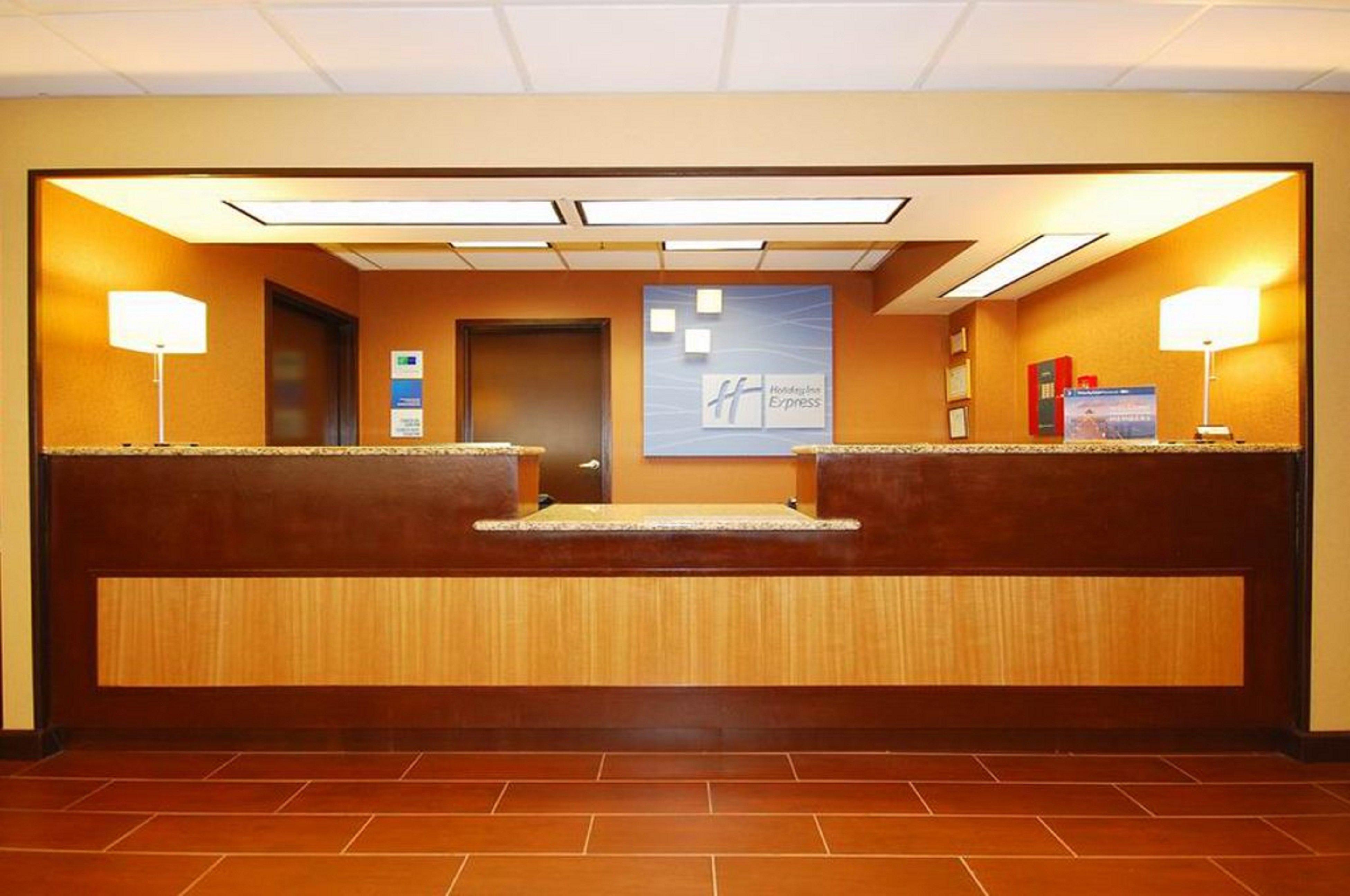 Holiday Inn Express Forsyth By Ihg Extérieur photo