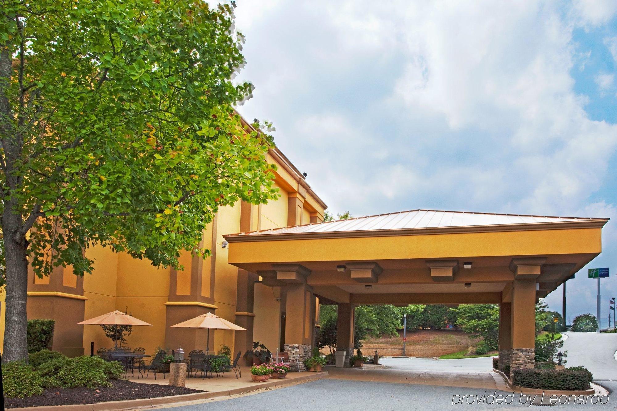 Holiday Inn Express Forsyth By Ihg Extérieur photo